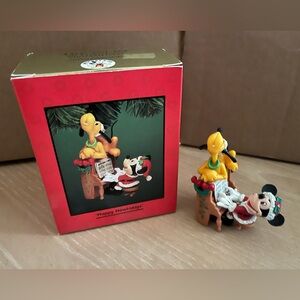 Vintage Disney Enesco Treasury of Christmas ornament - Happy Howl-idays